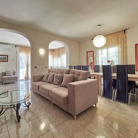 Soledad En Olivella, Sitges, Barcelona Holiday home *